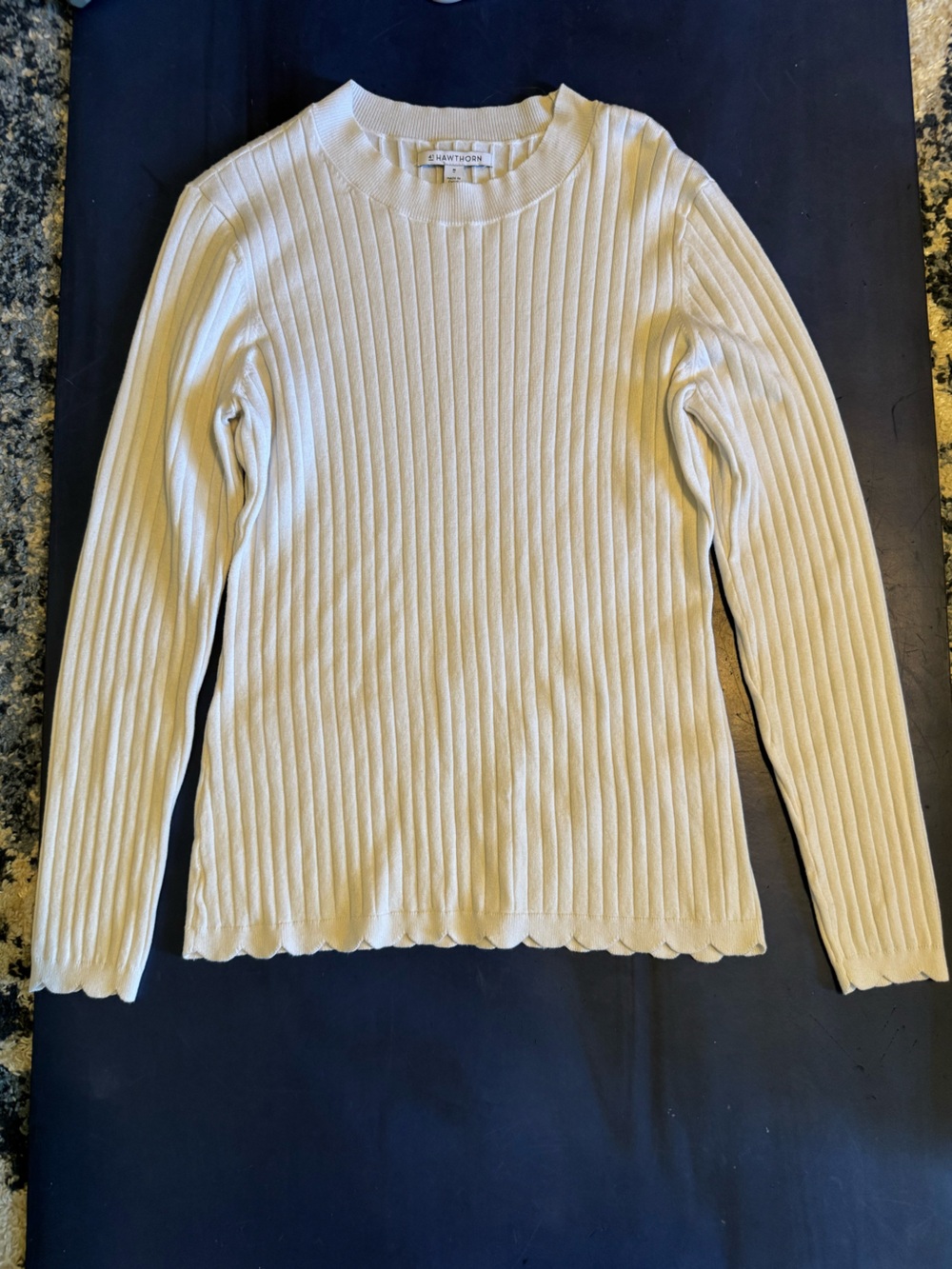 41 Hawthorn White Ribbed Scallop-Hem Top